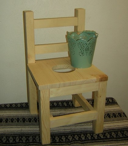 Small Chair Planter Unfinished